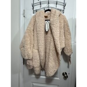 Nordic Beach Fluffy Frappe Body Wrap Sherpa Hooded Cozy Cardigan One Size NEW